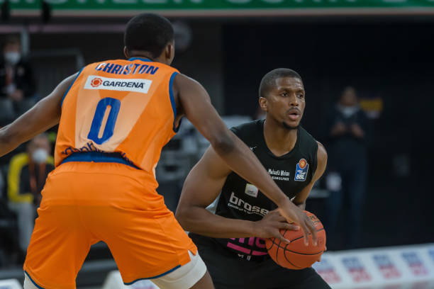 还是埃泽 还是埃泽