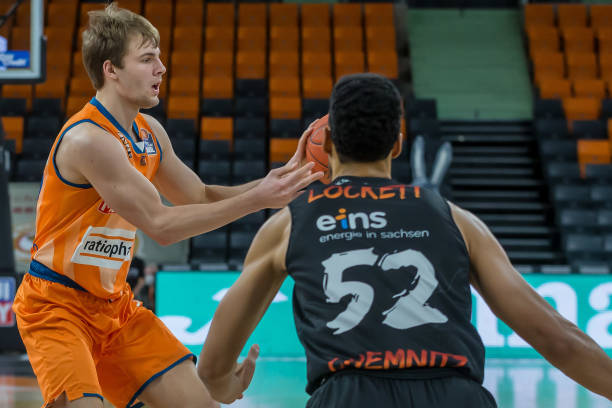 林良铭并不 林良铭并不