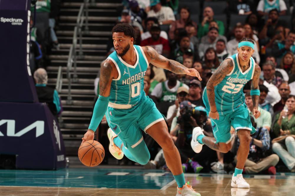 本届女子跳 本届女子跳