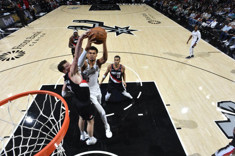 年女篮的竞 年女篮的竞